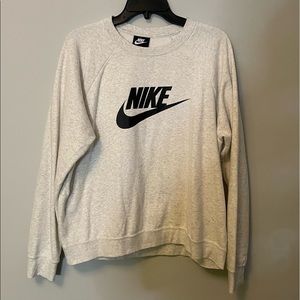 Nike womens crew sweatshirt